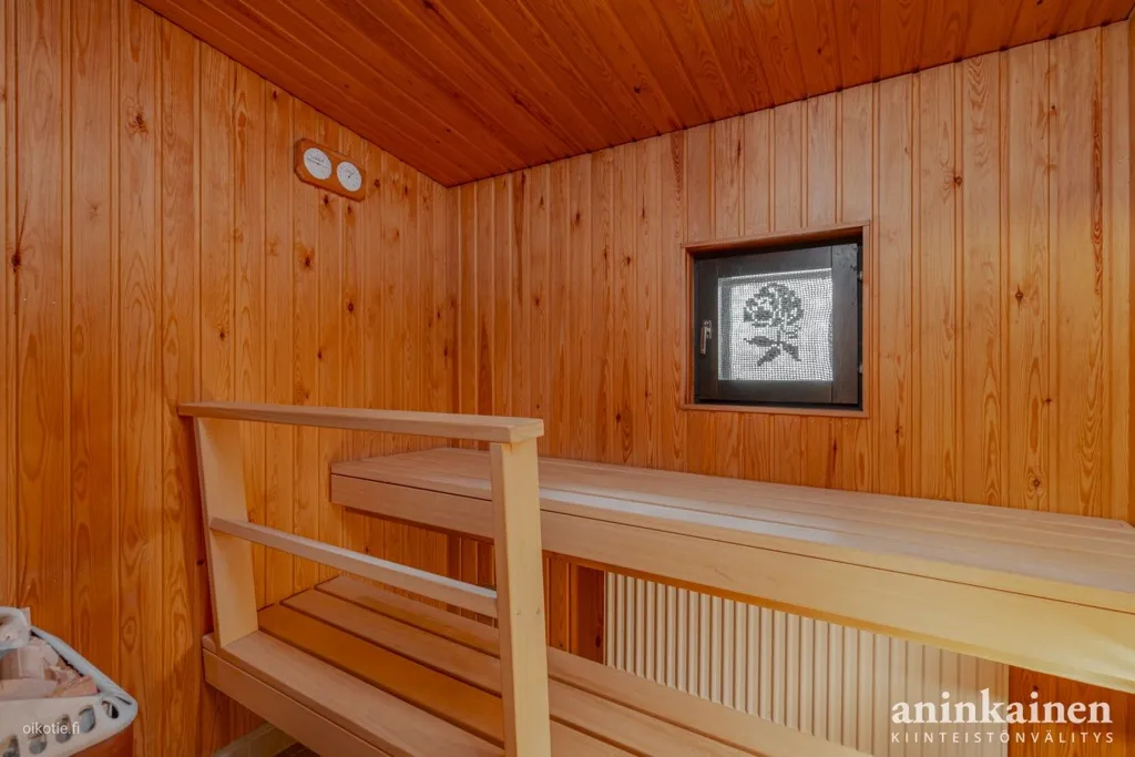 Toad - Two-Level Terraced House with Private Yard in Koivula