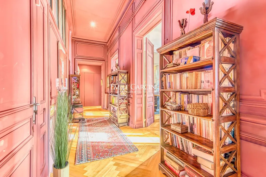 hallway_entrance