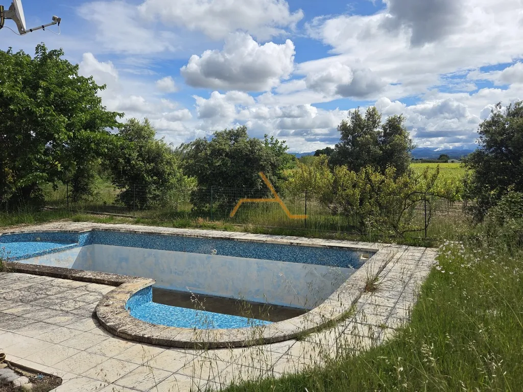 Pool - Villa with Pool in Tulette, Drôme Provençale