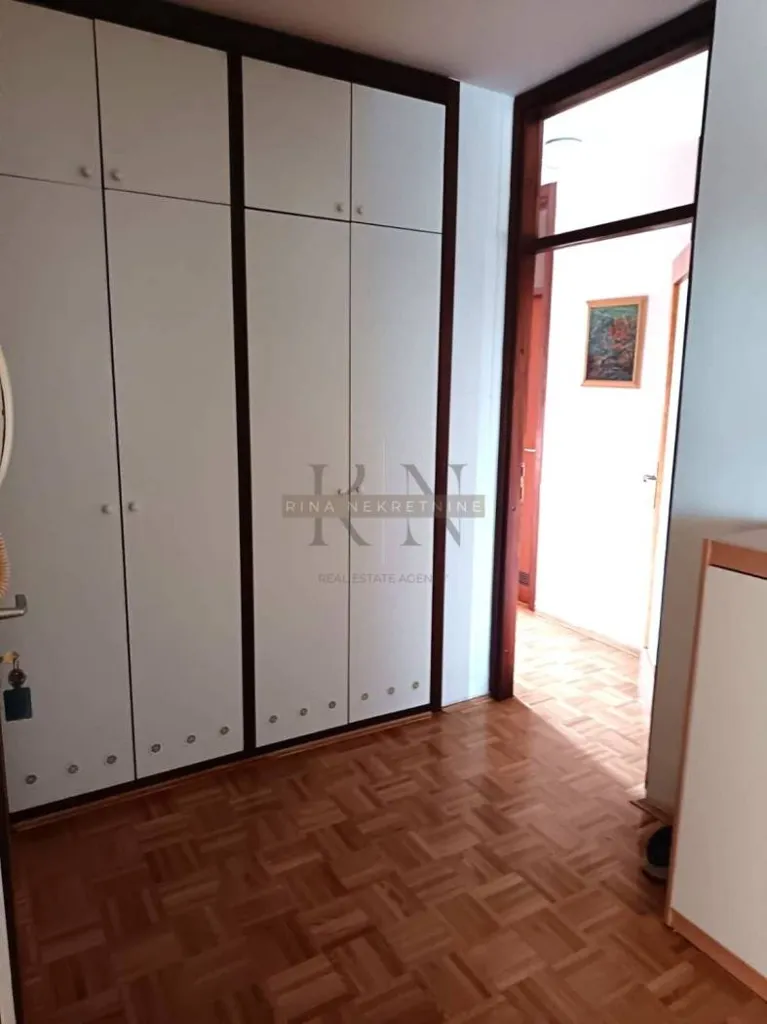 Bedrooms - Spacious Three-Bedroom Flat with Balcony in Stenjevec