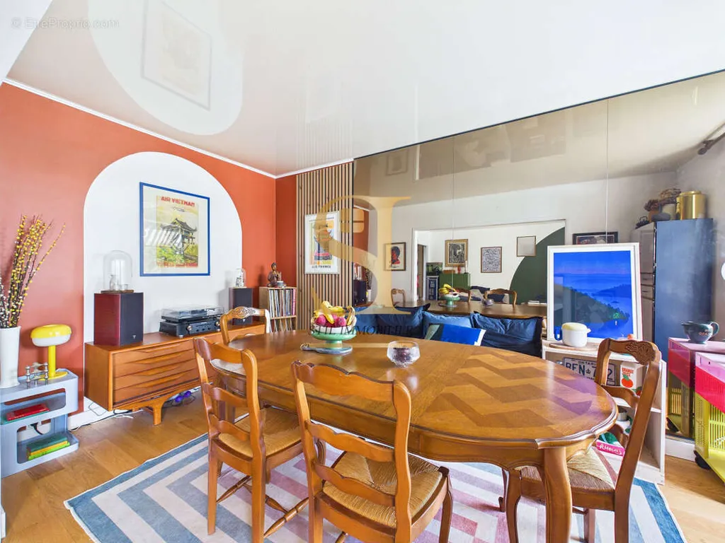 Salle à manger - Appartement 5 Pièces avec Piscine à Draveil