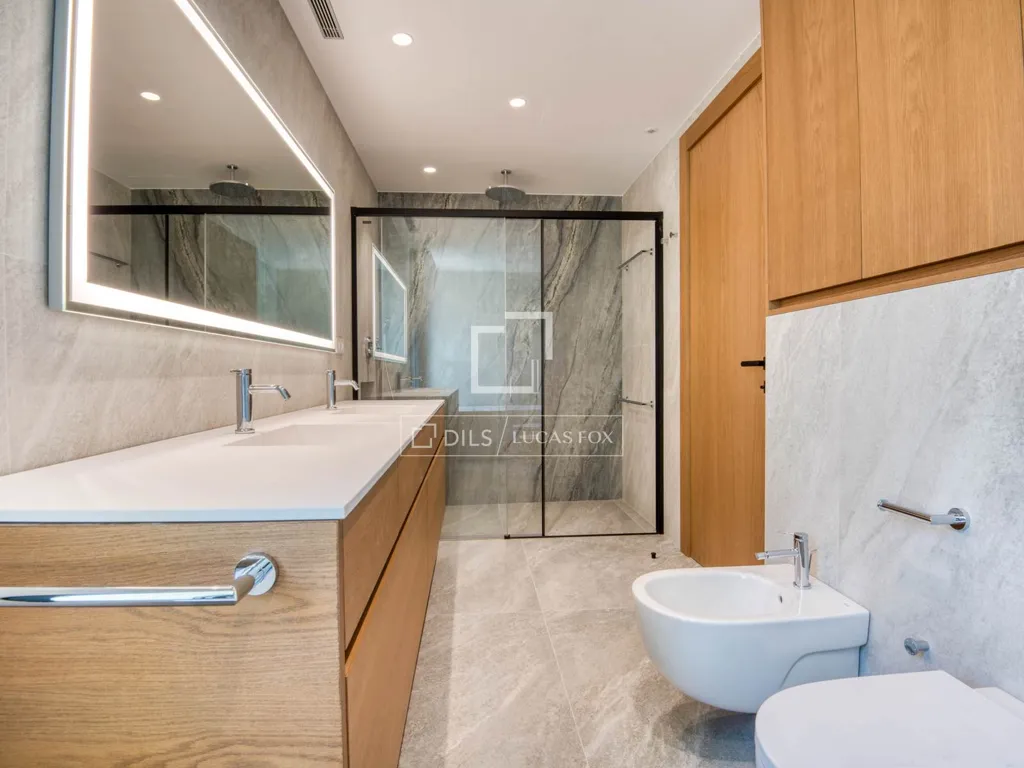 Salles de bain - Newly Built Villa with Sea Views in Platja d'Aro
