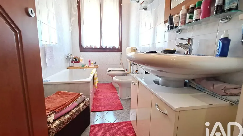 Salles de bain - Apartment with Balcony in Rovigo