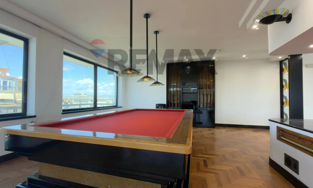 Toad - Luxury Penthouse with Vesuvio View in Villaricca