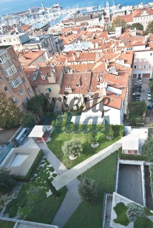 Vue aérienne - Penthouse with Panoramic View in Trieste