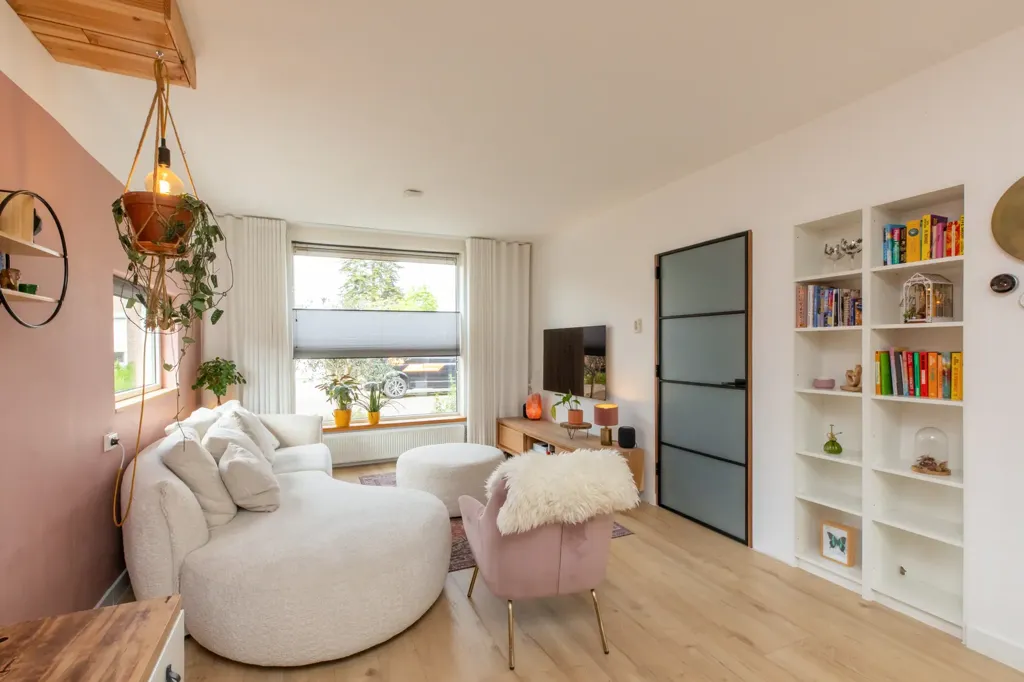 Elutuba - Modernised Corner House with Garden in Middelburg