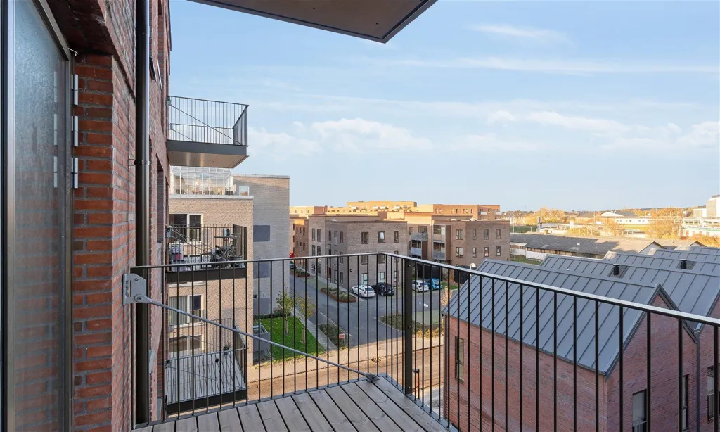 Balcon - Apartment with Balcony in Banebyen