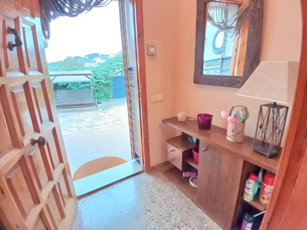 Esik - Chalet with Garden in Sant Pere de Ribes
