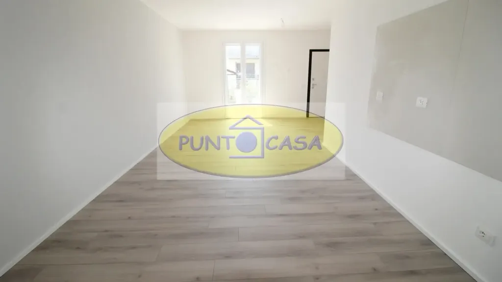 Esik - New Triplex Villa with Private Garden in Borghetto Lodigiano