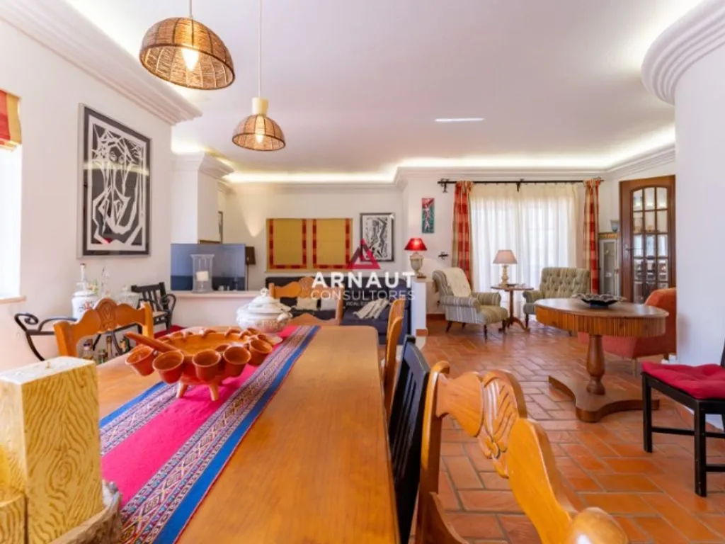 Salle à manger - Luxury Villa with Private Pool in Bemposta