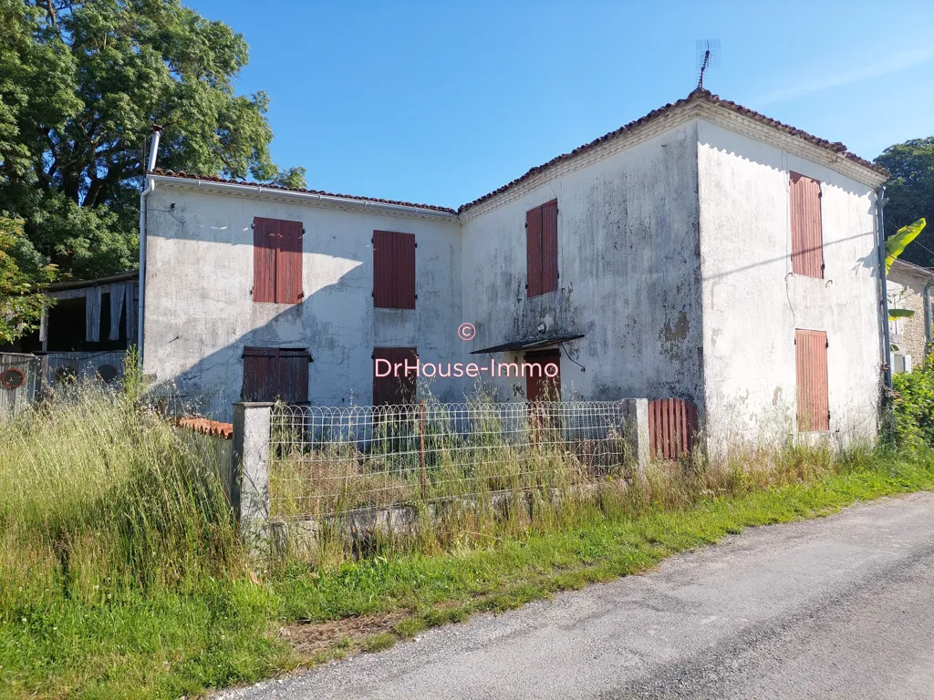 Extérieur - Maison en Pierre à Rénover à Cozes