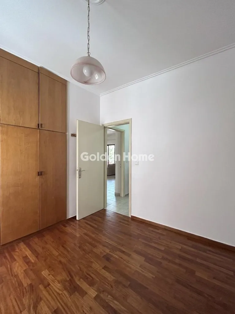 Magamistoad - Apartment with Balcony and View in Upper Ilisia