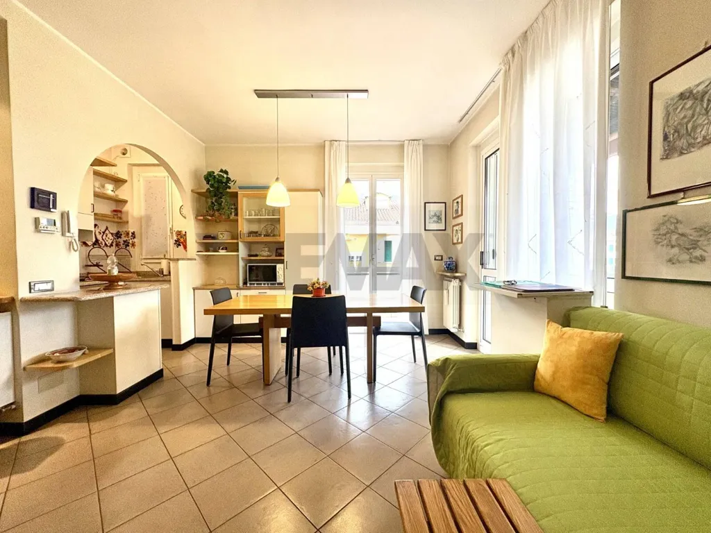Séjour - Bright Bilocale with Lake View in Baveno