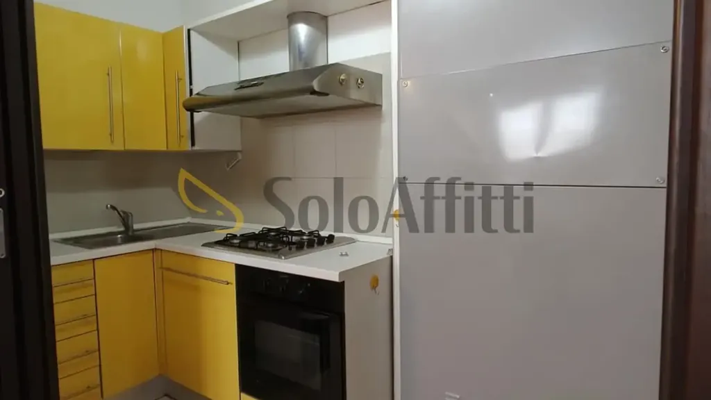 Köök - Mansarded Triplex with Balcony in Gallarate