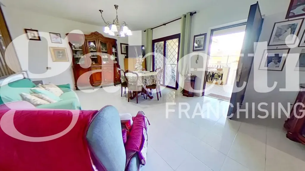 Séjour - Villa with Balcony and Garden in Ladispoli