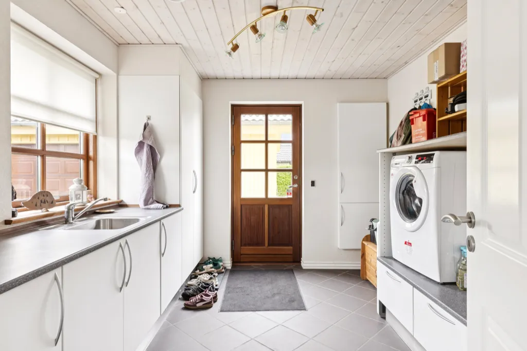 Utility Room - Villa with Garden in Øster Vedsted