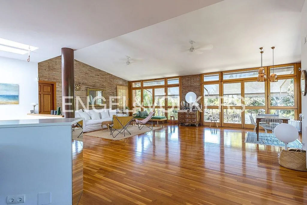 Soggiorno - Architectural Villa with Terrace in L'Aragai