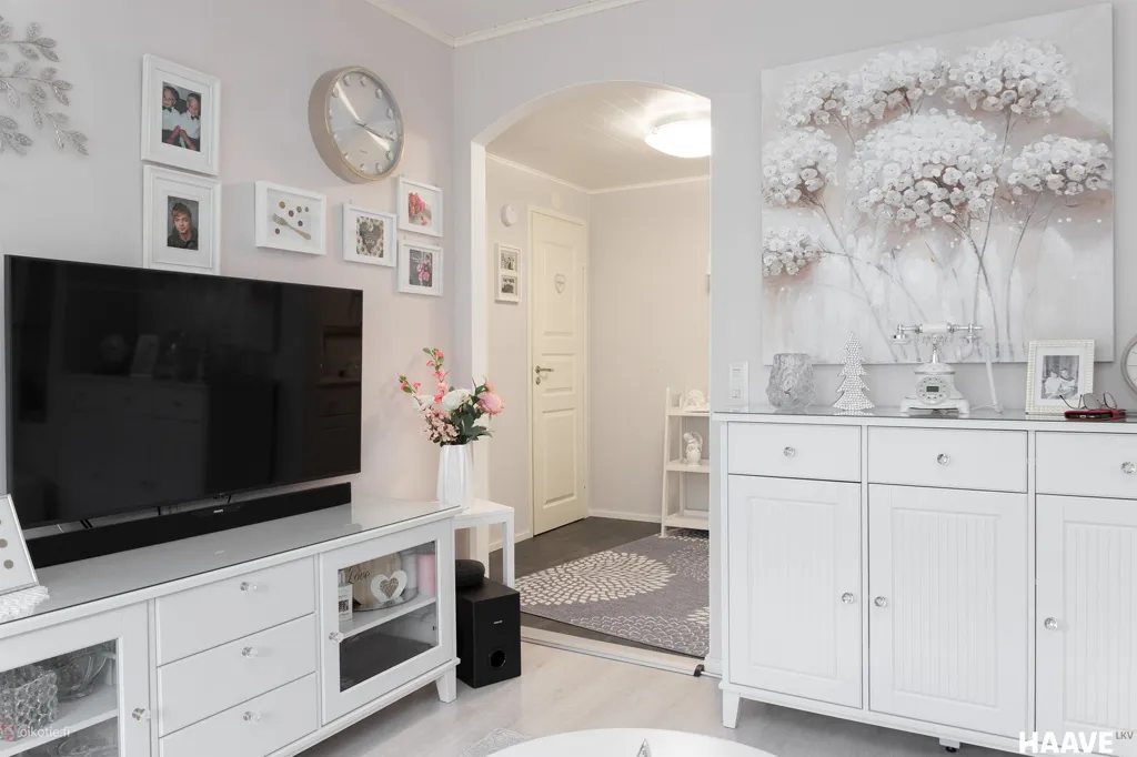 Living Room - Modernised Flat with Sauna in Uusiniitty