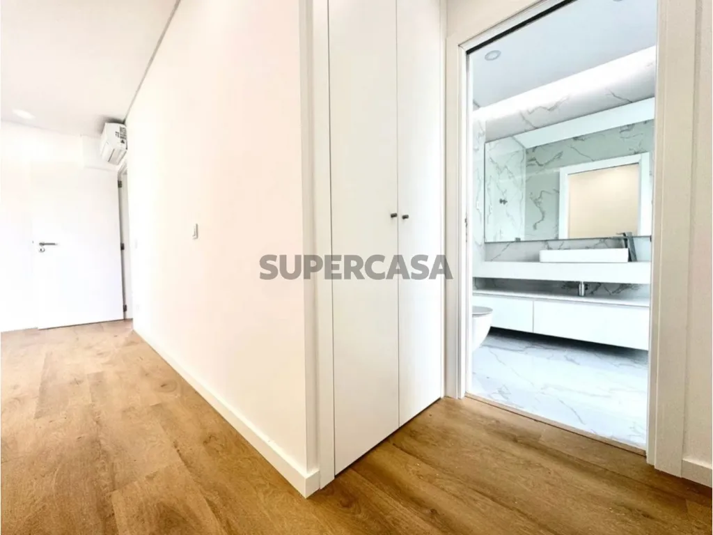 Hallway - Newly Built House with Terrace in Caparica