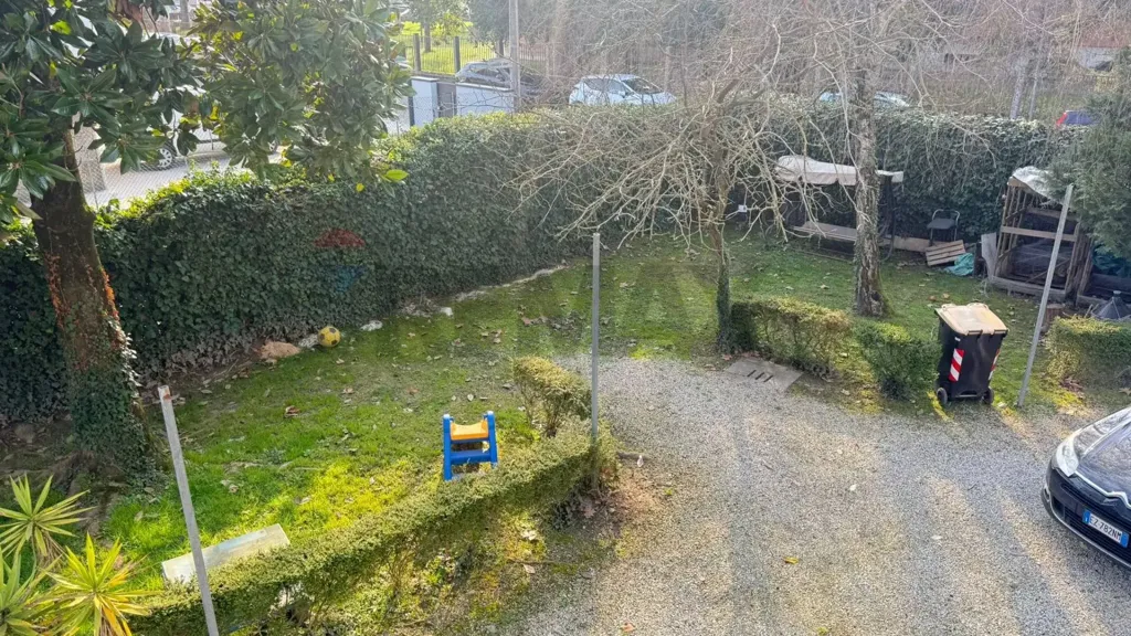Garden - Villa with 1,200m² Garden in Adria