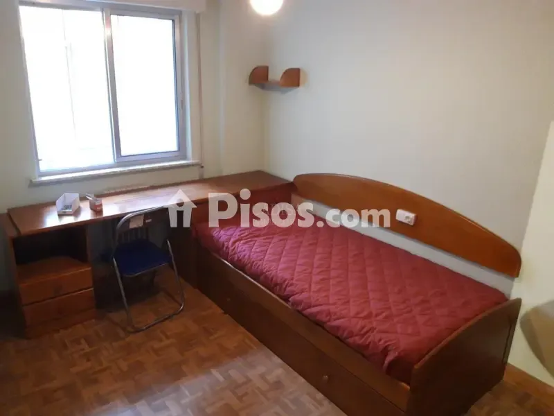 Chambres - Furnished Flat with Balcony near Campus