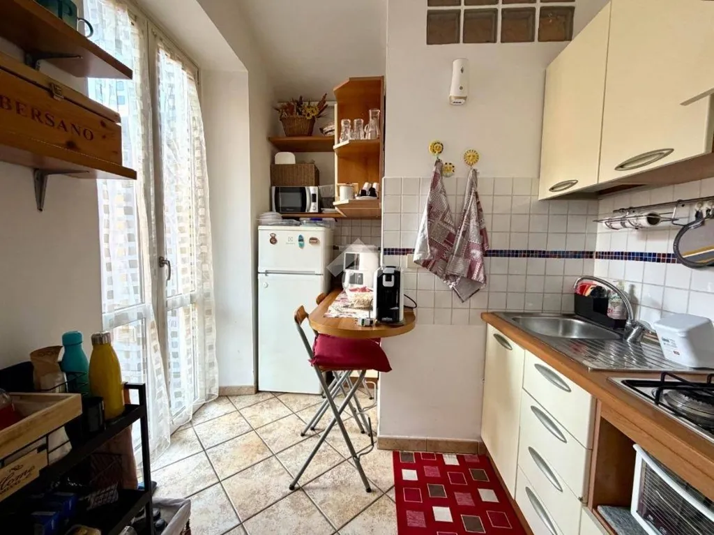 Cucina - Period Apartment with Double Aspect in Torino