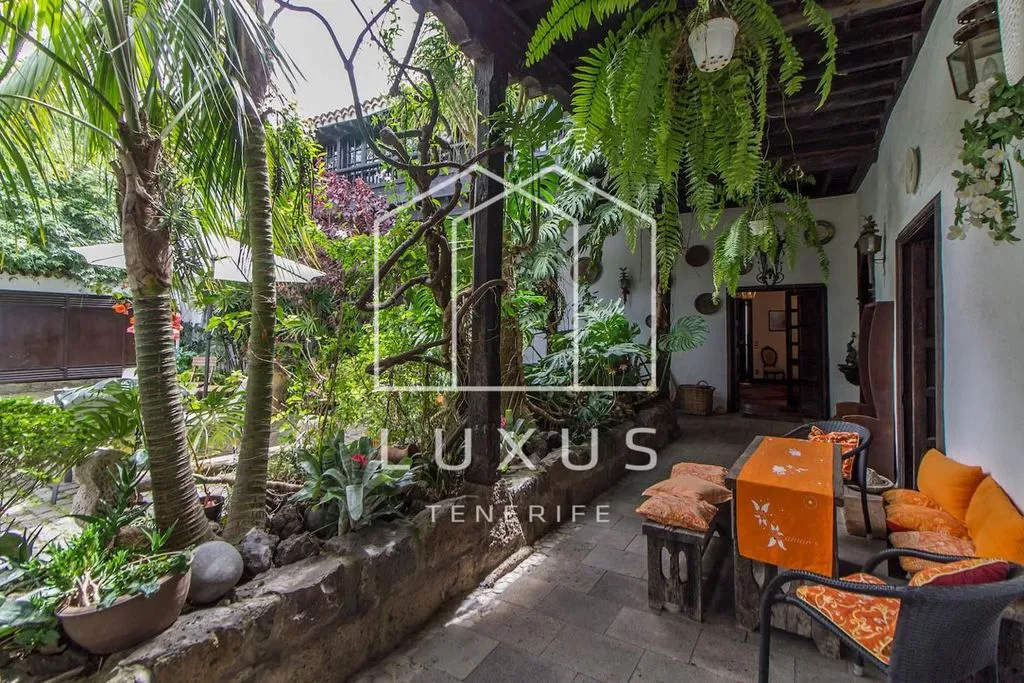Giardino - Historic Villa with Pool in Tacoronte
