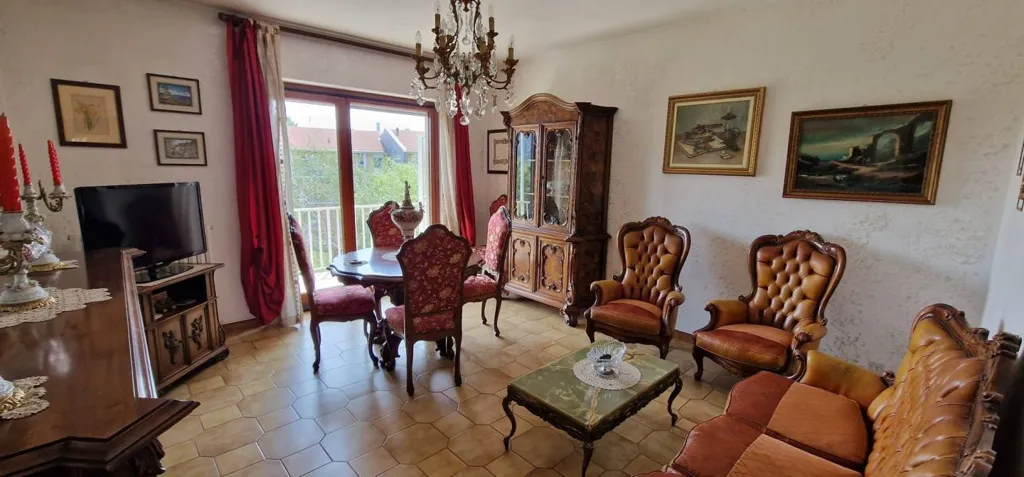 Séjour - Spacious Apartment with Balcony in Moncalieri