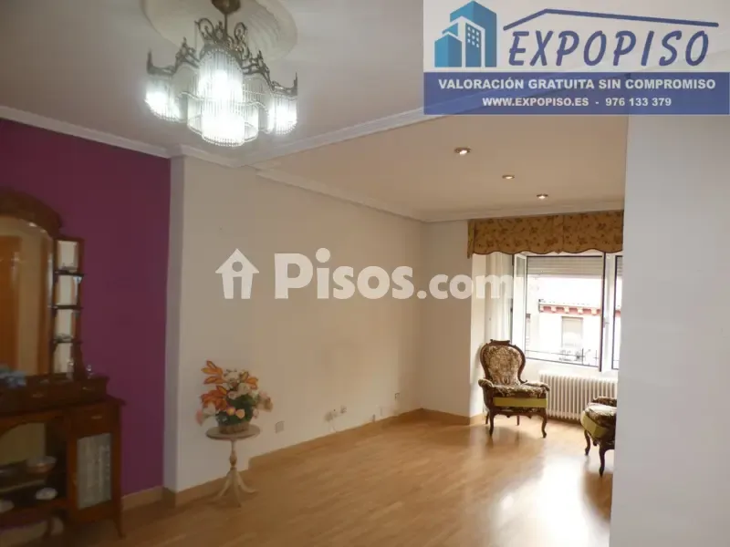 Séjour - Reform Apartment with Balcony in Zaragoza Centre