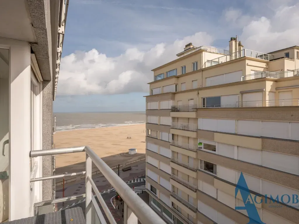 Appartement avec vue mer à Duinbergen