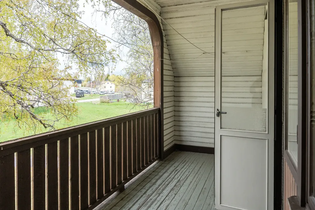 Balcone - Forest Cottage with Eco Heating in Hälledal