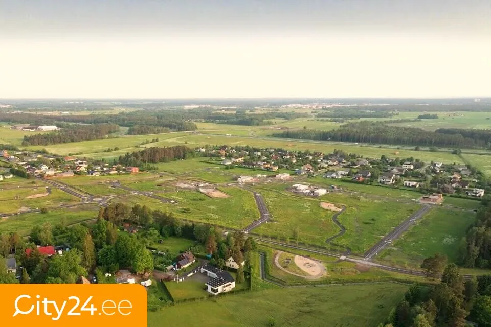 Vue aérienne - Development Plot with Ready Project in Saku
