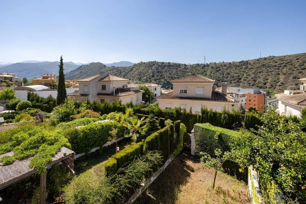 Aed - Luxury House with Pool in Granada