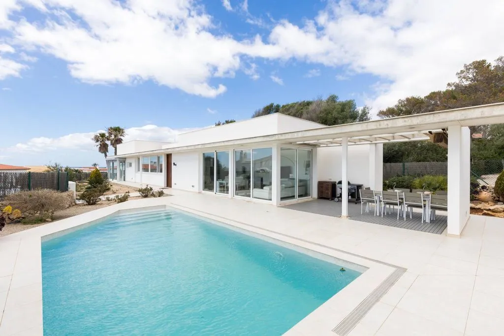 Bassein - Luxury Villa with Pool in Binibèquer Vell