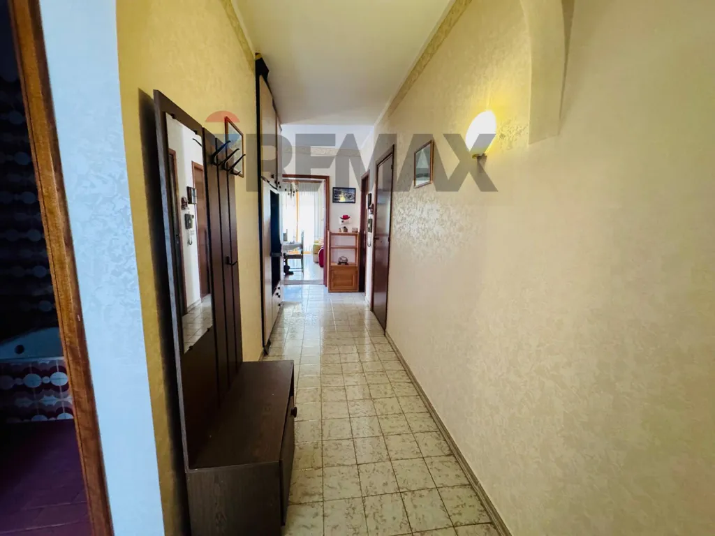 Entrée - Spacious Apartment with Balcony in Ragusa