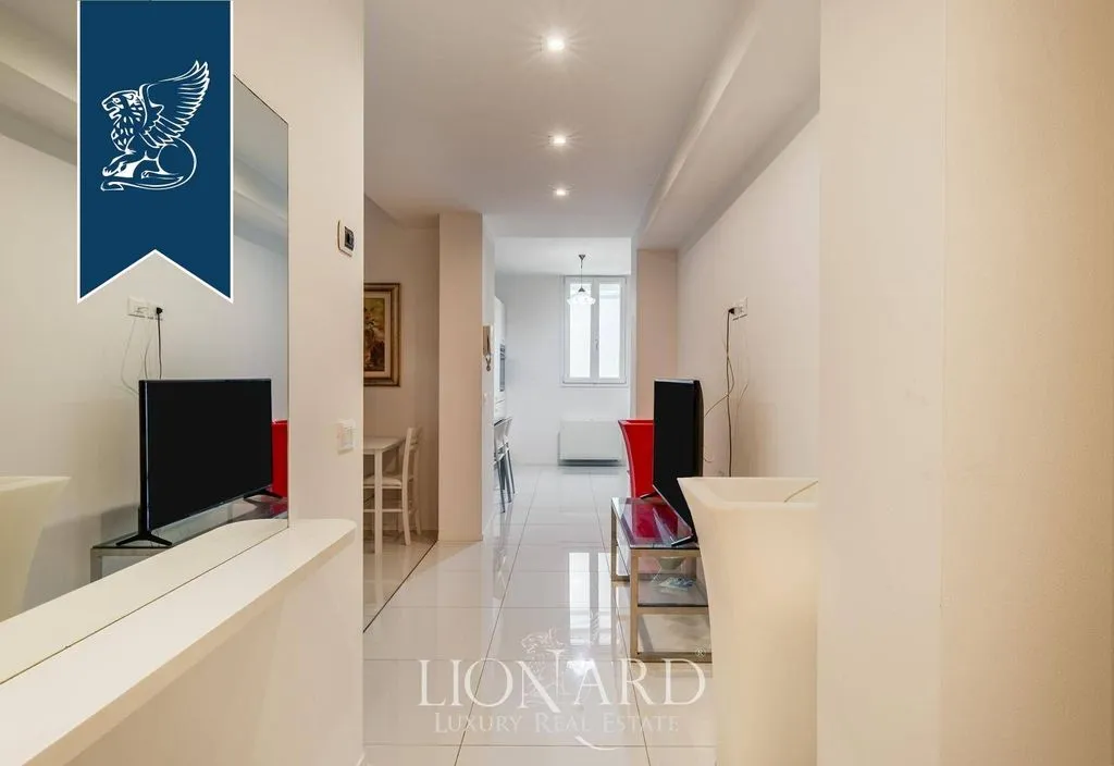 Esik - Luxury Villa with Pool in Pietrasanta, Tuscany