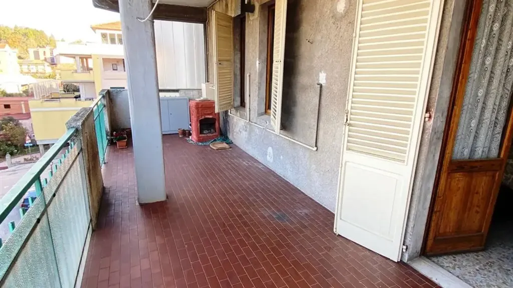 Balcony - Panoramic Apartment with Balcony in San Severino Marche