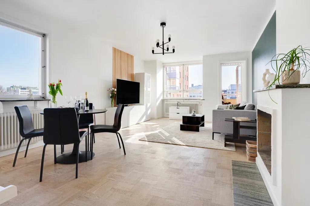 Elutuba - Apartment with South-Facing Balcony in Sundbyberg