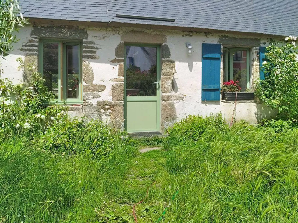 Extérieur - Longère Rénovée avec Terrasse à Quehello