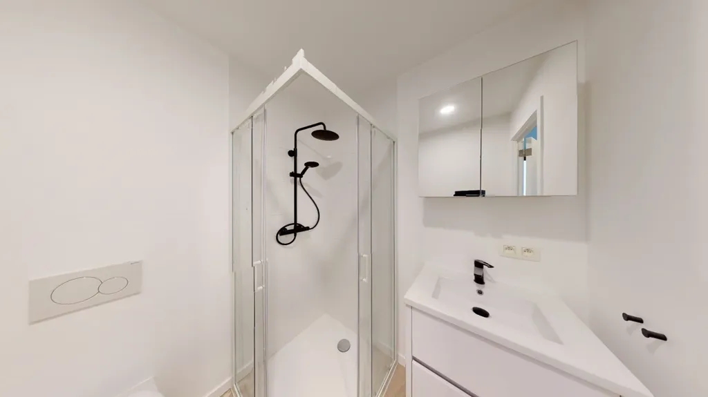 Bagni - Renovated Studio with Terrace in Leuven