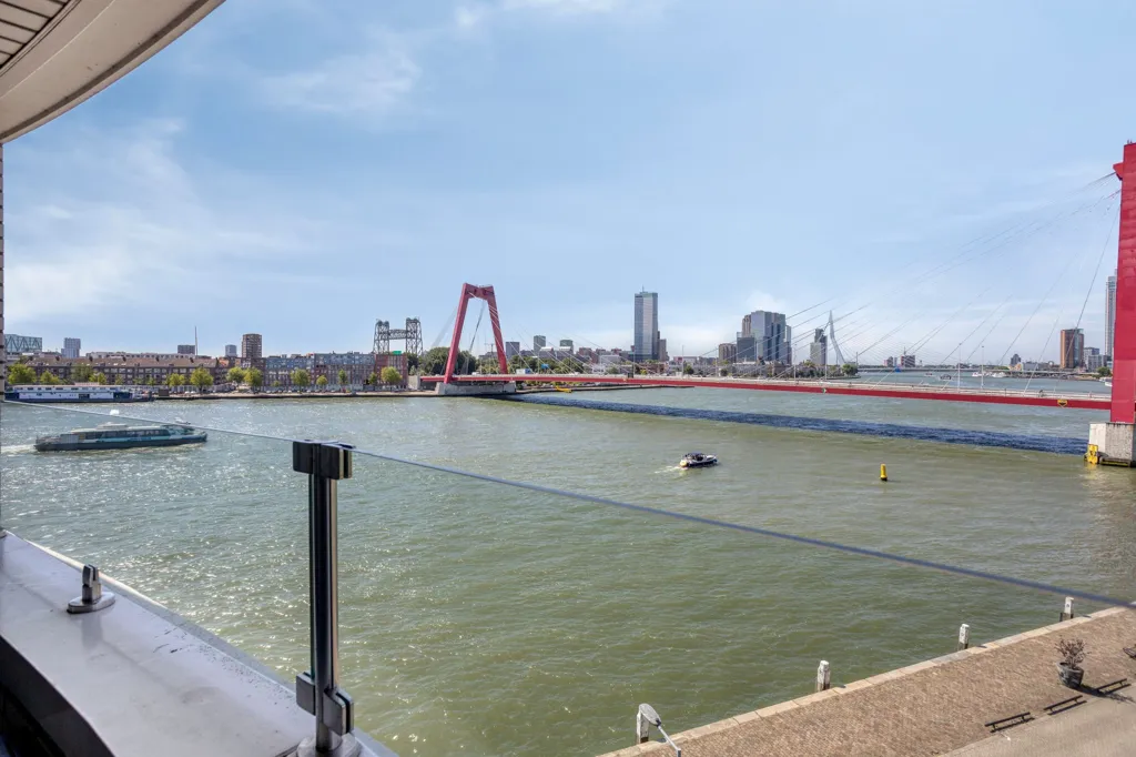Balcon - Penthouse with Maas View in Rotterdam