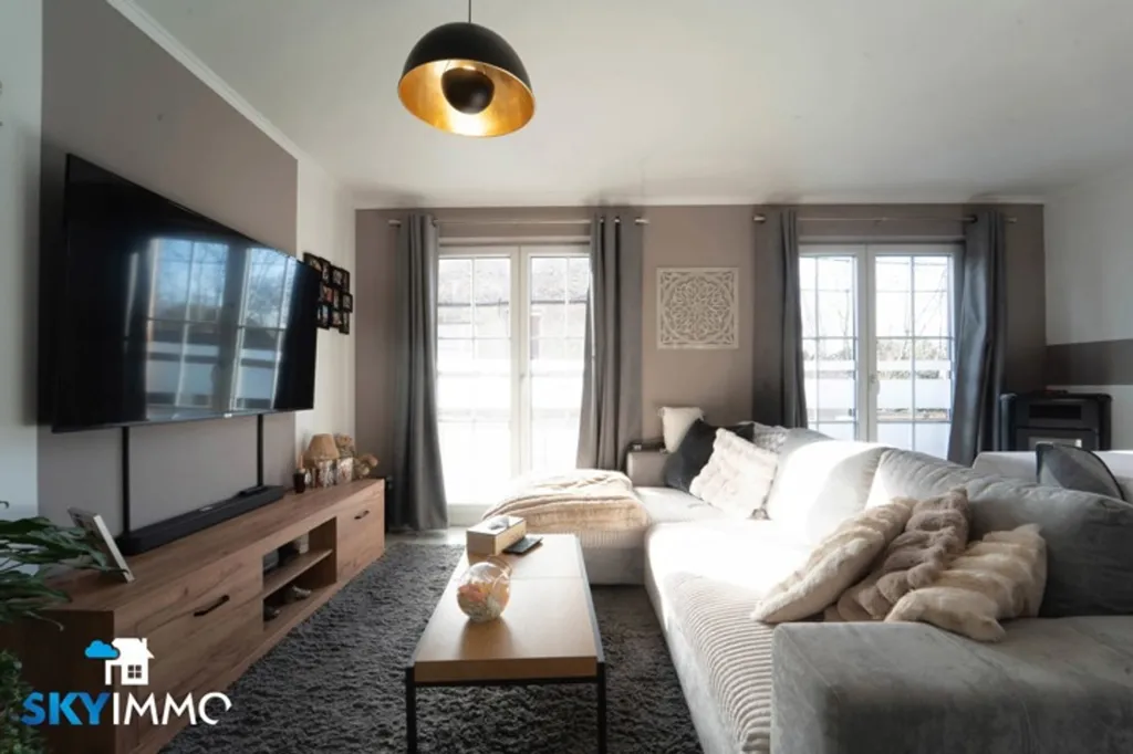 Soggiorno - Apartment with Terrace and Garage in Herstal