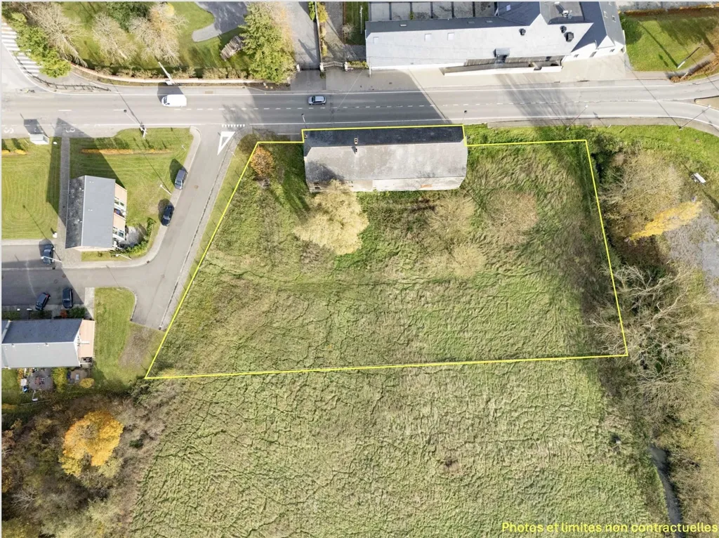 Õhuvaade - Historic House with Development Potential in Beauraing