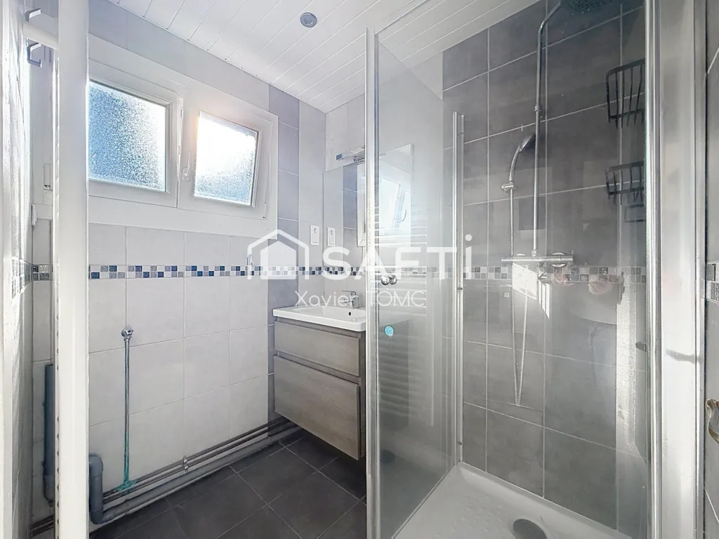 Vannitoad - City Centre Flat with Parking in Lens
