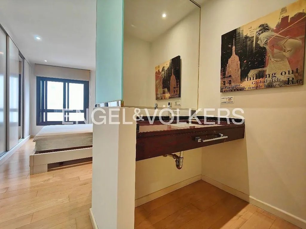 Magamistoad - 2-Bedroom Apartment with River View in Centre