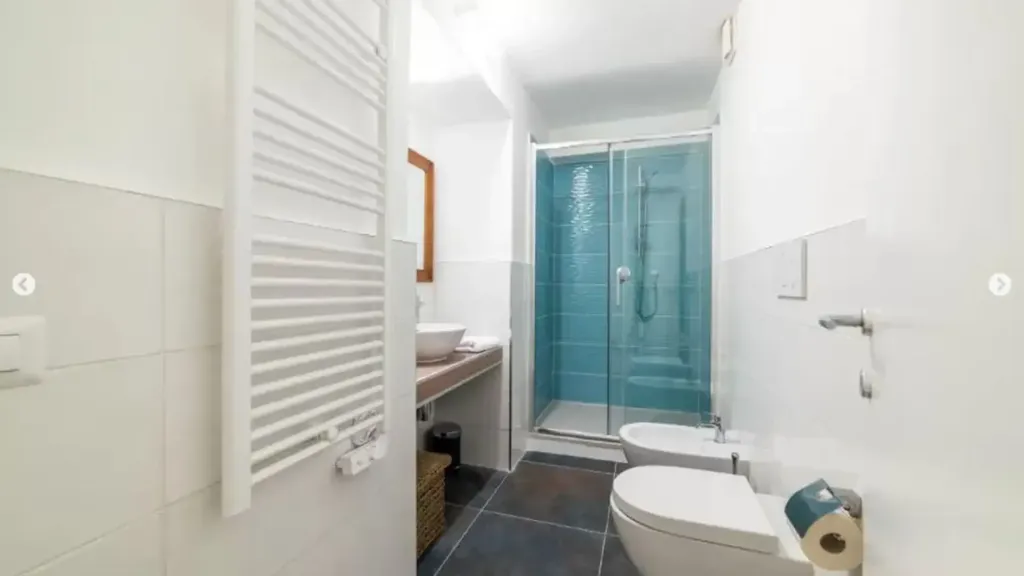 Salles de bain - Central Rome Studio with Historic Charm
