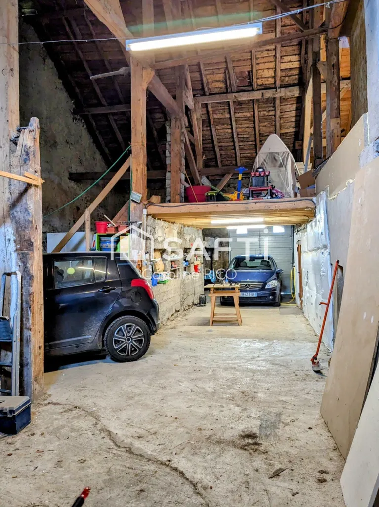 Garaaž - Renovated Farmhouse with Workshop in La Chaumusse
