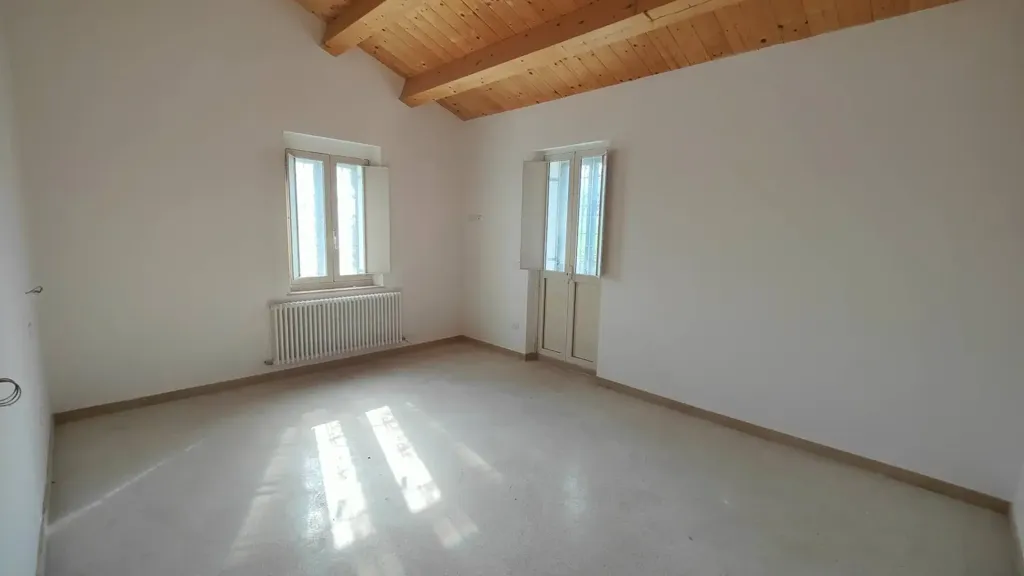 Pièces - Rustic House with Garden in Castignano