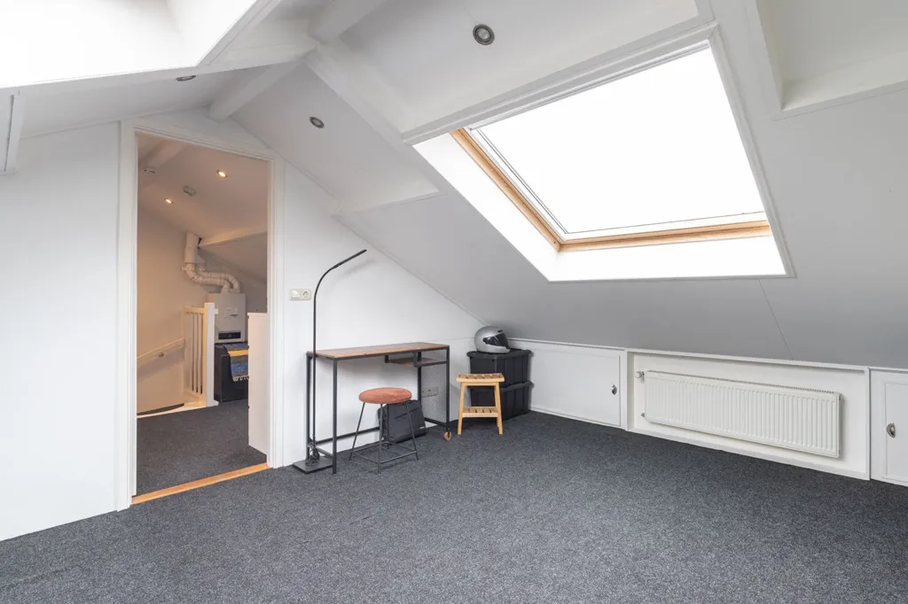 Toad - Half Duplex with Solar Panels in Central Location