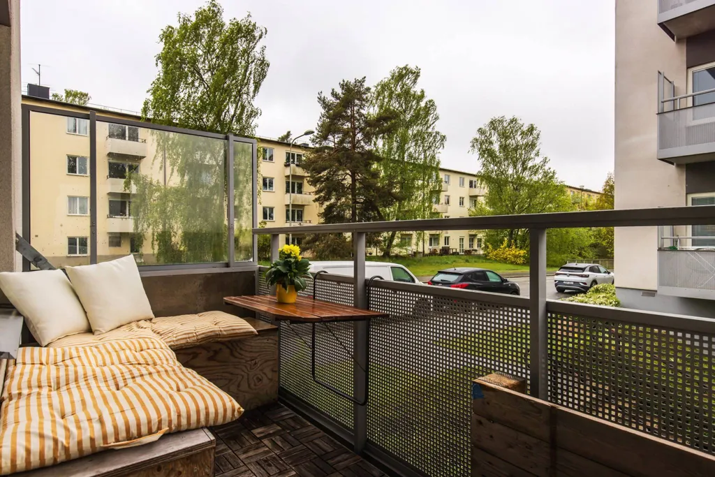 Rõdu - Apartment with Balcony in Stockholm